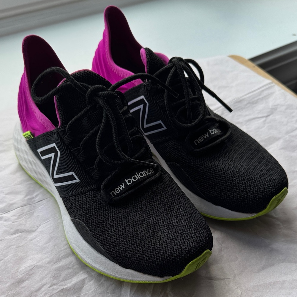 New Balance Women's Black and Neon Pink Athletic Shoes
